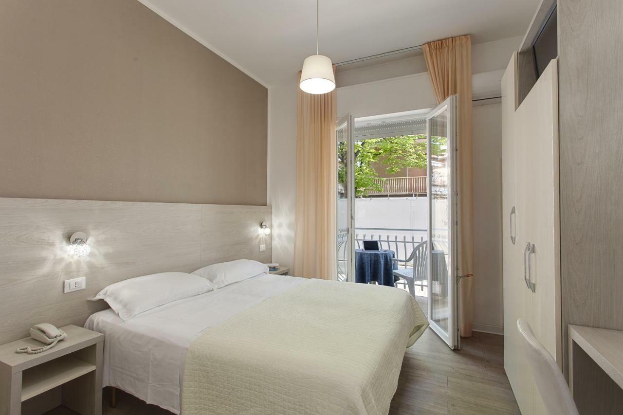 Anastasi Hotel E Residence Cervia Extérieur photo